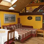 Maršovská Rychta 2*